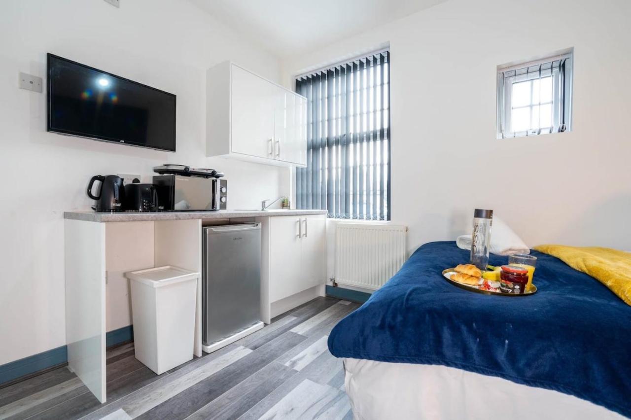 Апартаменты Comfy, Modern Studio With Netflix Бирмингем Экстерьер фото
